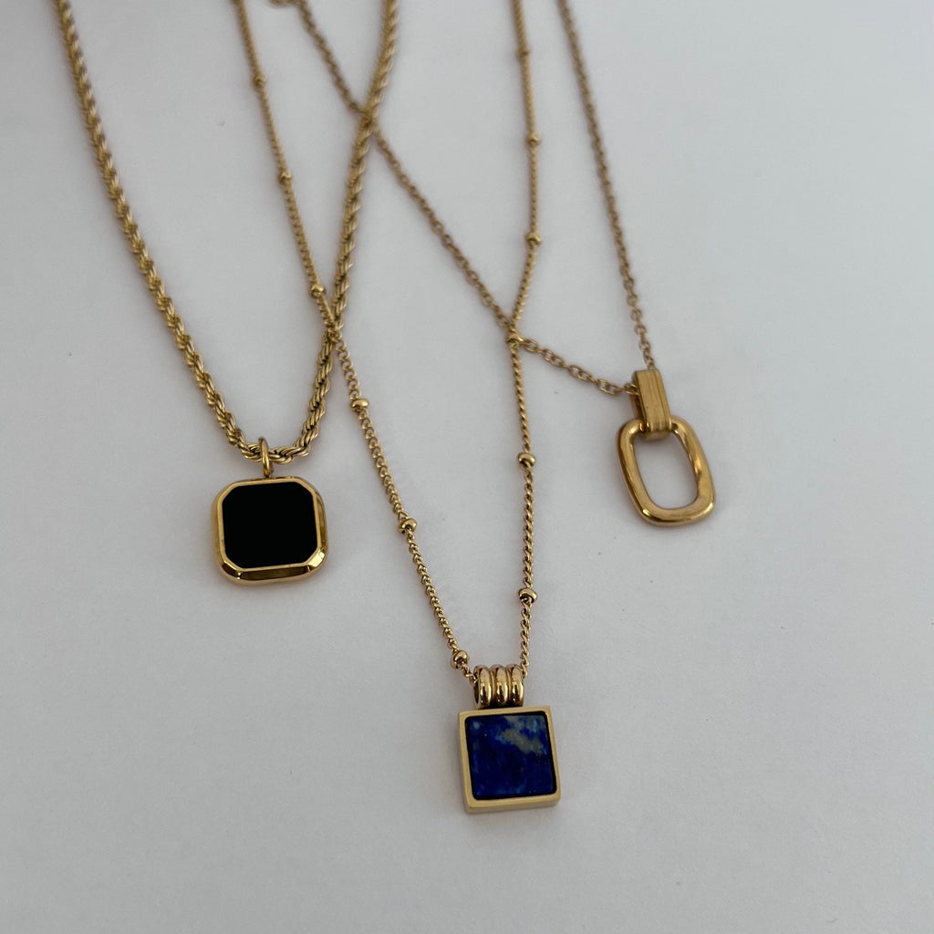 Lapis Lazuli Tag Pendant Necklace, Lapis Lazuli  Stone Necklace, Black Pendant Necklace, 18k Gold Beaded Chain | Suradesires